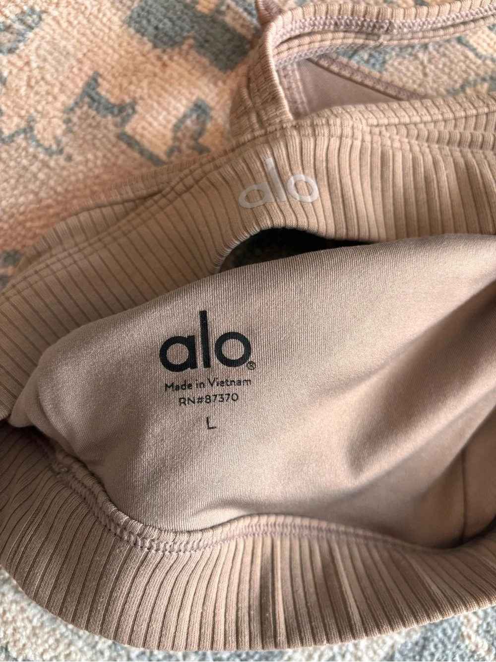 ALO Yoga ribbed alo